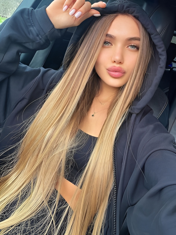 Оксана привлекальеная девушка из Мончегорска цена от 10000 руб