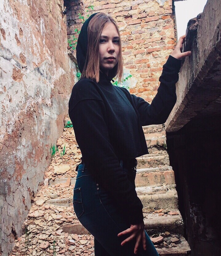 Елена привлекальеная девушка из Мончегорска цена от 3500 руб