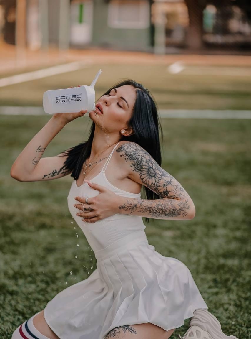 Жасмин привлекальеная девушка из Мончегорска цена от 6000 руб