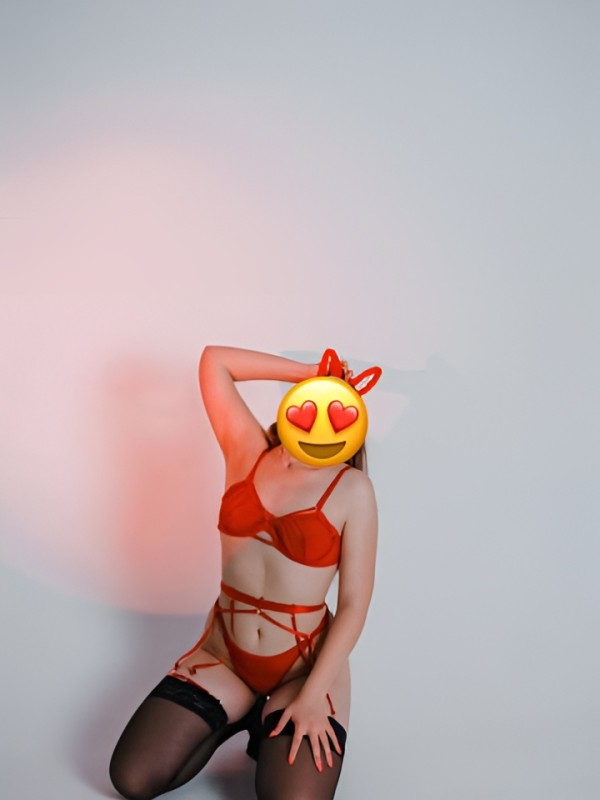 Амина привлекательная девушка из Мончегорска цена от 2500 руб