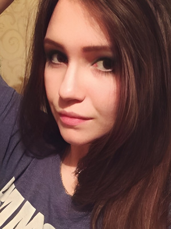 Арина привлекательная девушка из Мончегорска цена от 4000 руб