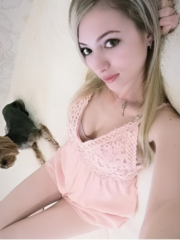 Регина привлекательная девушка из Мончегорска цена от 10000 руб