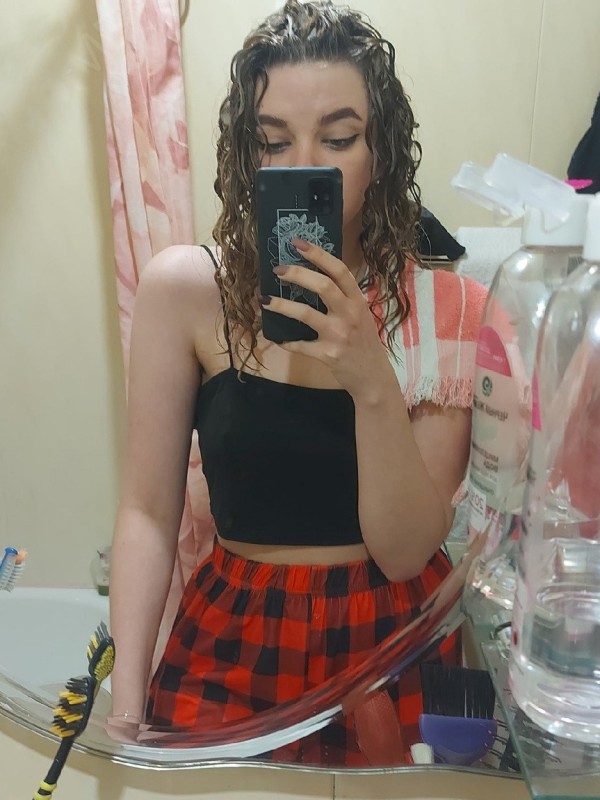 Инга привлекательная девушка из Мончегорска цена от 3500 руб